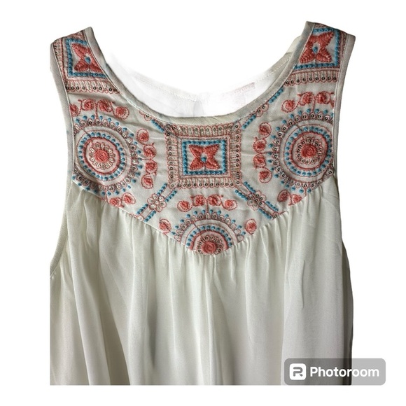 CHELSEA & VIOLET Embroidered Sundress - Picture 2 of 4